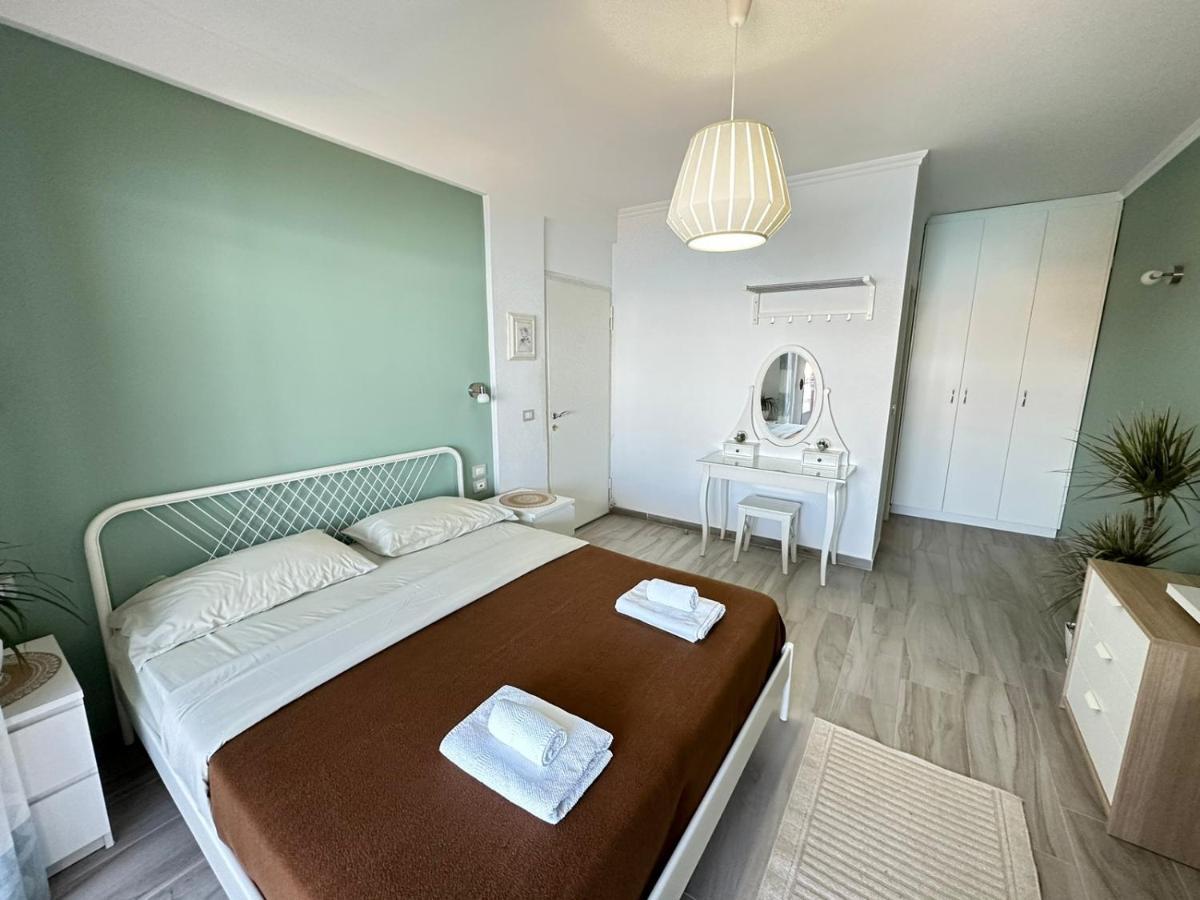 Home Aquamarine & Residence Vlore Bagian luar foto